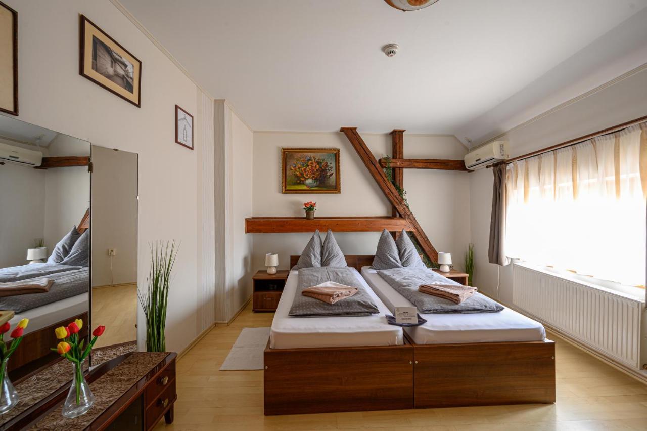 Nadasdi Haz Szekszárd Exterior foto