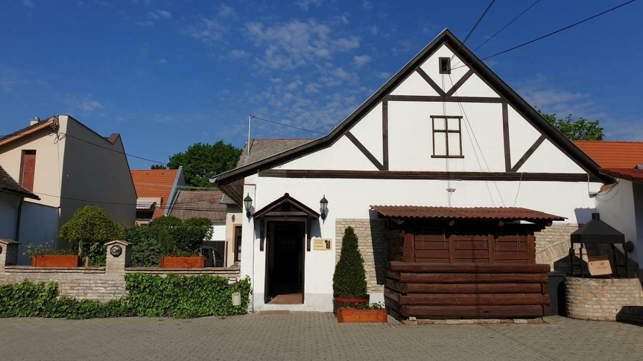 Nadasdi Haz Szekszárd Exterior foto